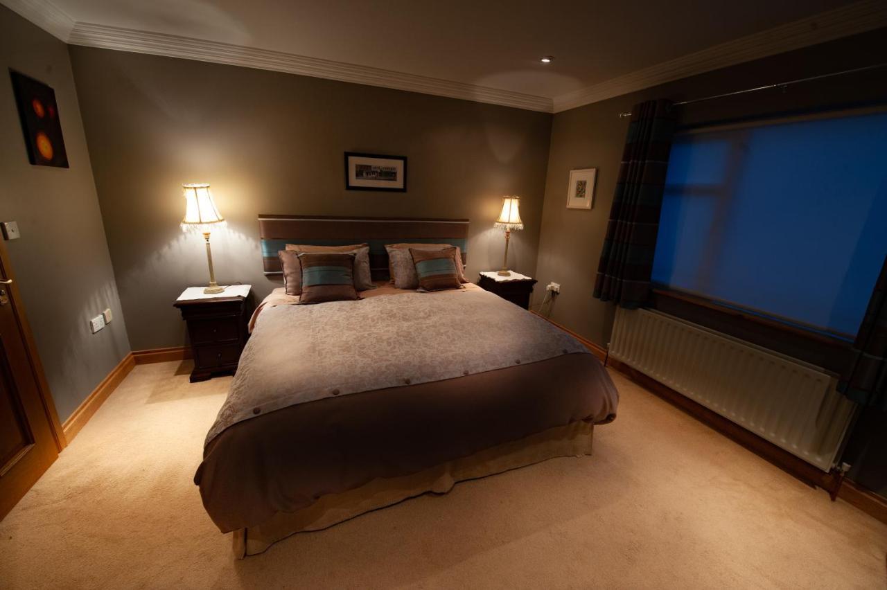 Lynster House Hotell Monaghan Exteriör bild